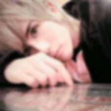 102757 - 那段丢弃角落的旧感情