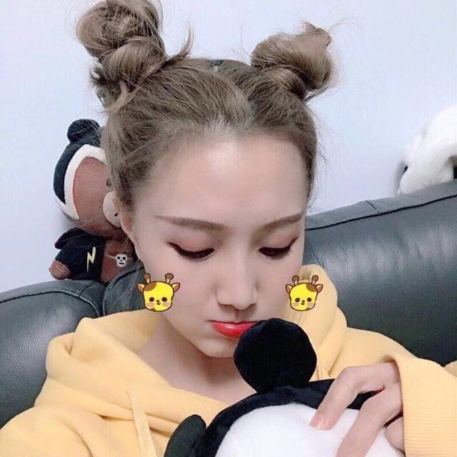 103241 花臂少女 