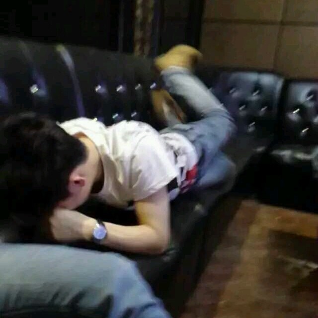 104051  