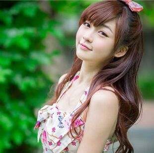 104709 小小芸