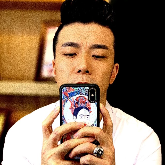 1069010 Alex@顾