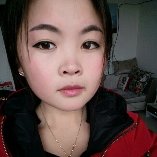1076221 朵朵