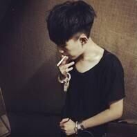 1077444 Mr、胡