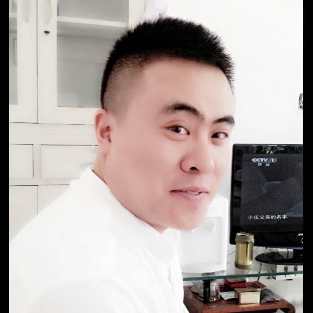 1079032 小鱼