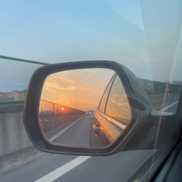 1080516 B
