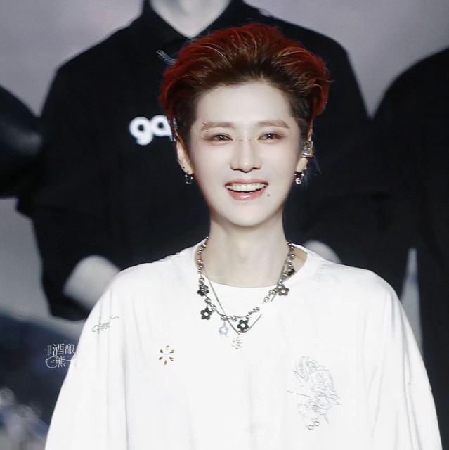 1081332  尐 ｙ﹑