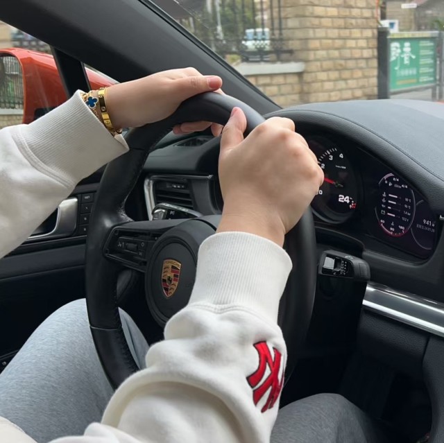 1082879 啊宝