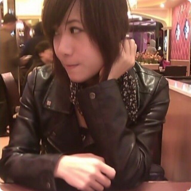 108554 Ms_Shirley