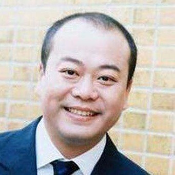1085988 期待春天的胖子