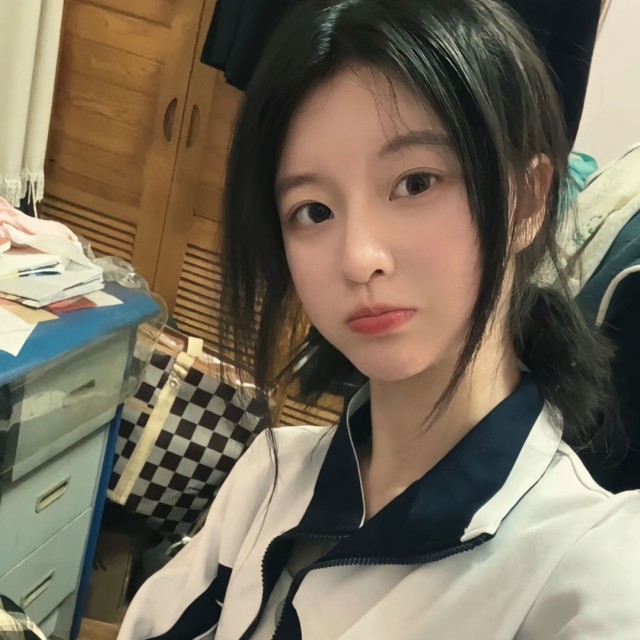 1086090 小凌