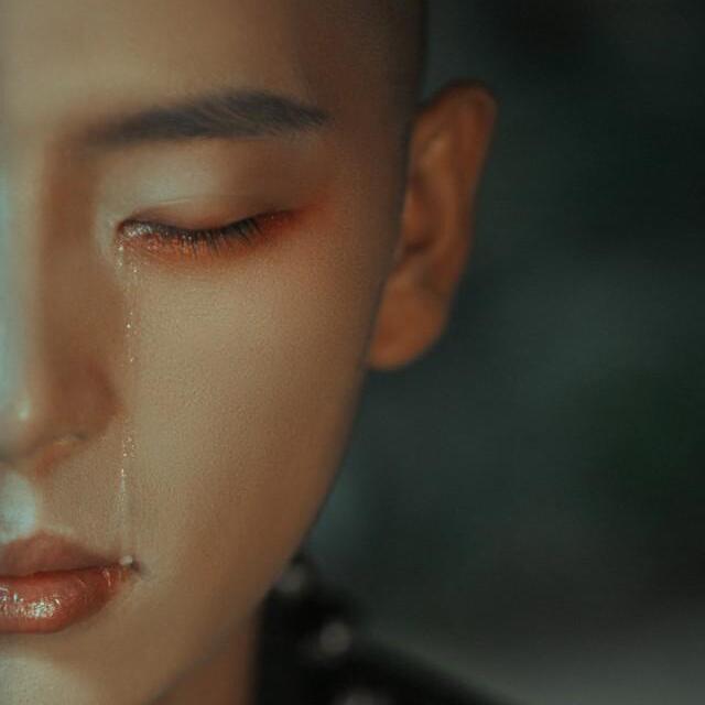 1088080 微笑的眼泪