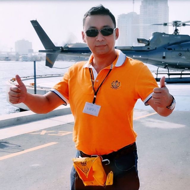 1088566 尼泊尔迪拜线吕梓铭 Alex