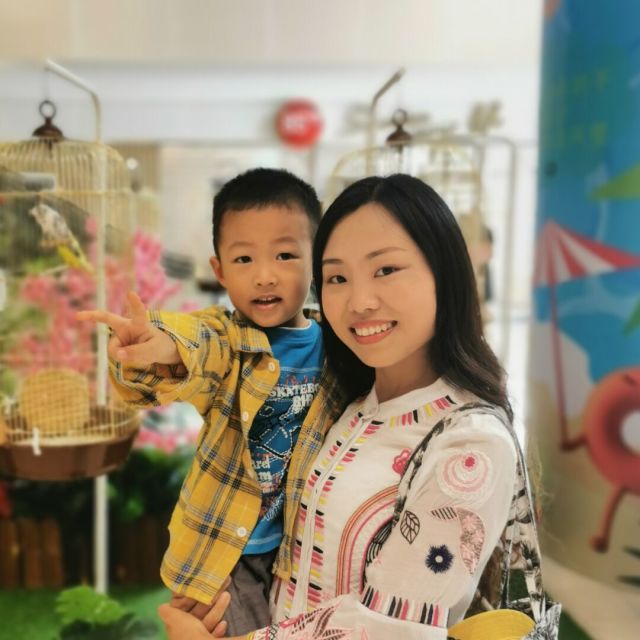 1090083 师太留步