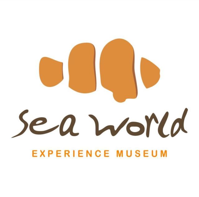 1090378 Sea World