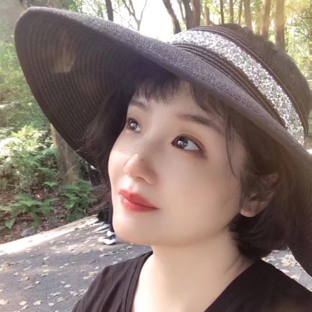 1096214 不喜欢过生日的纠结女神经