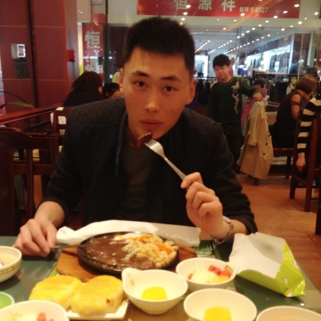 1110397 肩膀