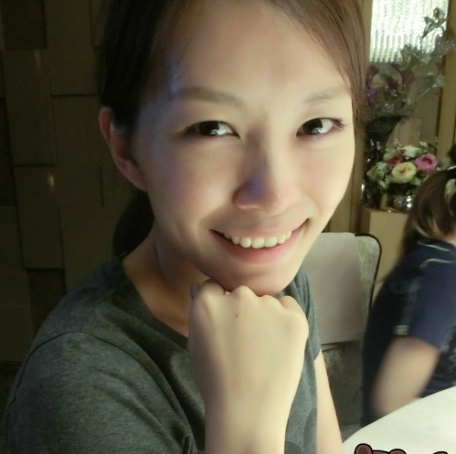 1111769 Vivian