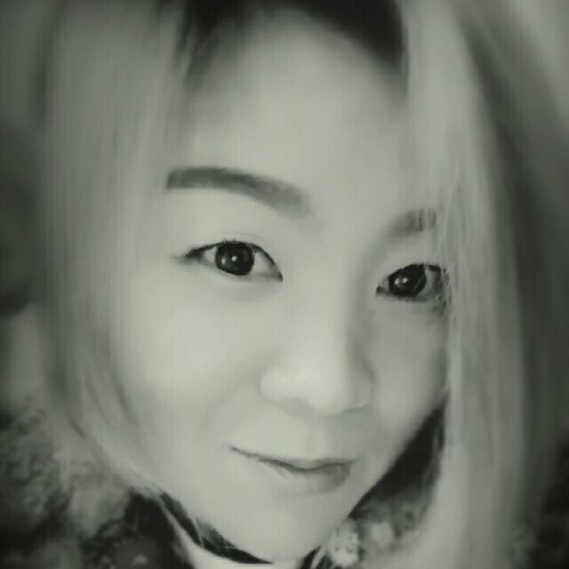 1112710 小女飞刀