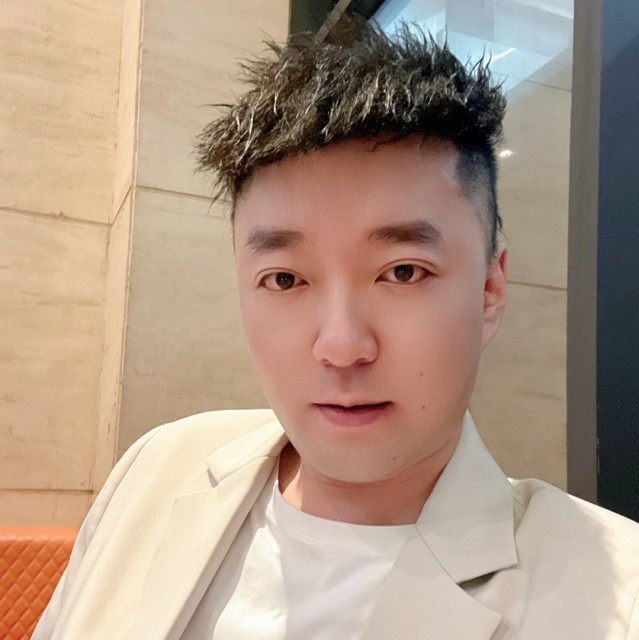 1114174 孫寰飛