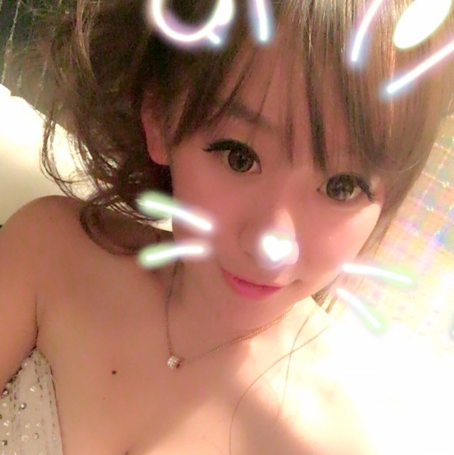 1116413 冷冰冰。