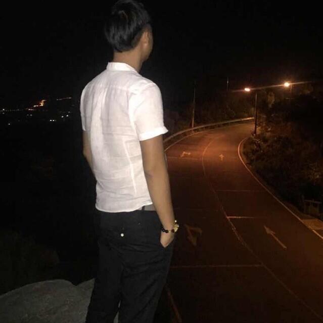 1116492 一个人