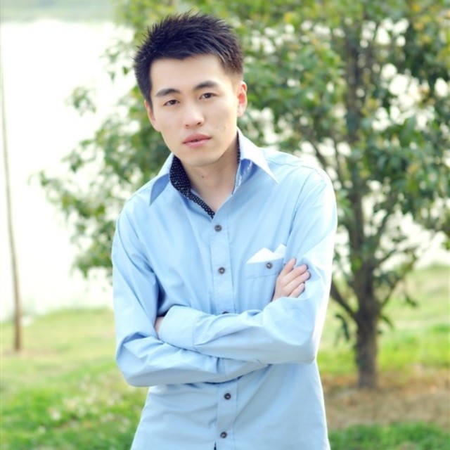 1121295 懒云