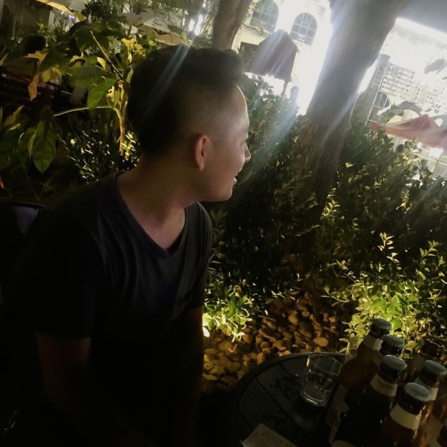 1122386 三名约