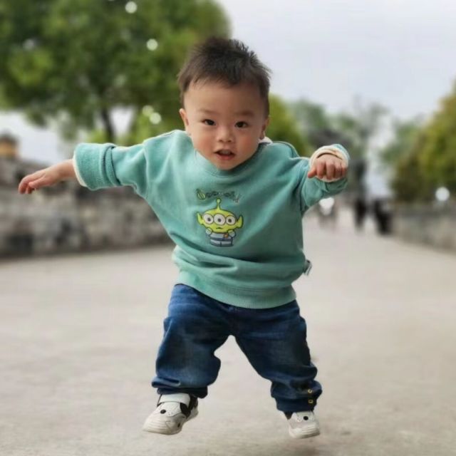 1162879 眉