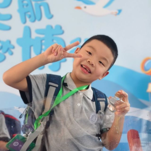 1164386 邱