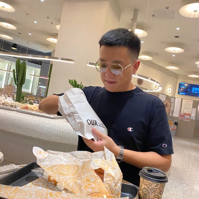 1166463  范..