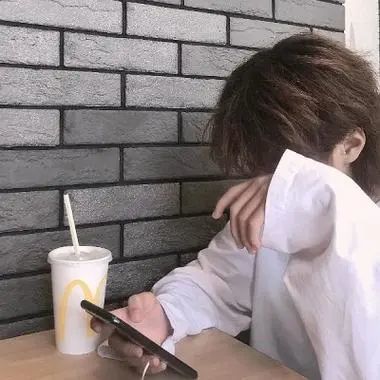 1167765 差一步.