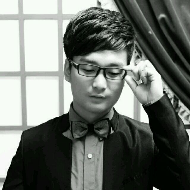 1172237 浮浅 Superficial°