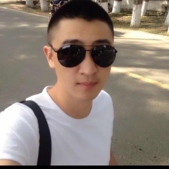 1203116 楓葉飄零
