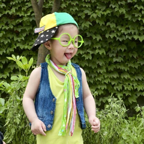 1205098  诗涵。