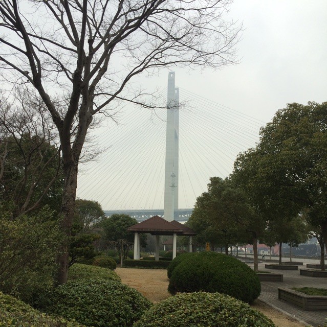 120518 Mr.H