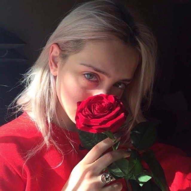 1265790 vivienne