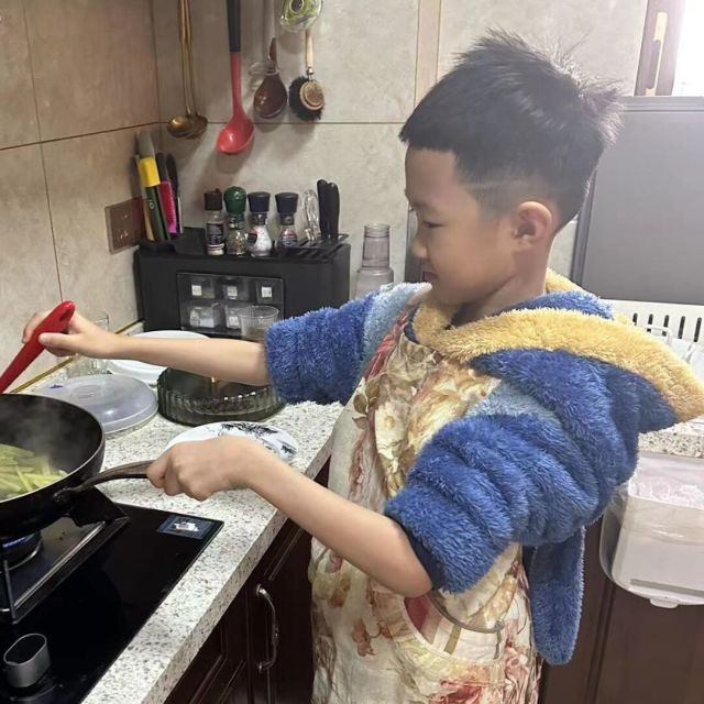 1268774 复出的老虎