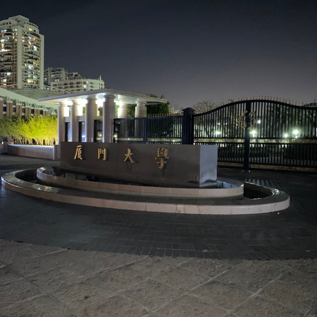 1274317 小穷查理