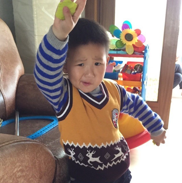 1274852 ☆小破孩 ∨