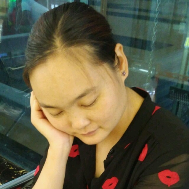1278634 妖娆的男人