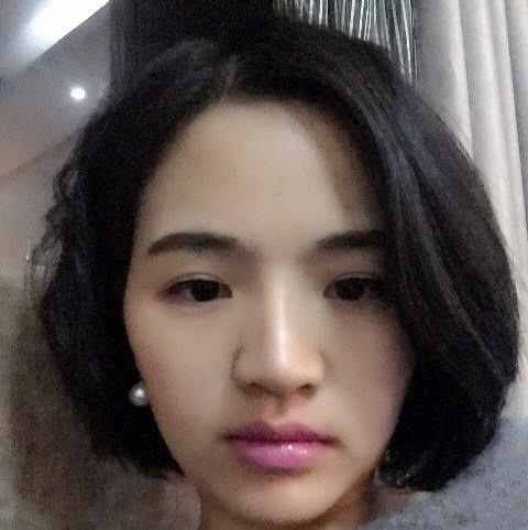 1279229 炫倩