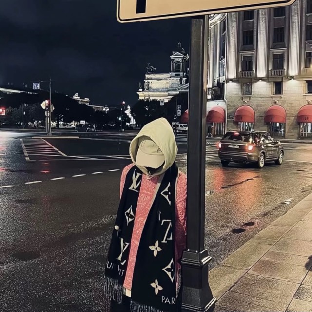 1281197 鬼€笑