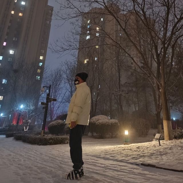 1281819 崖壑...