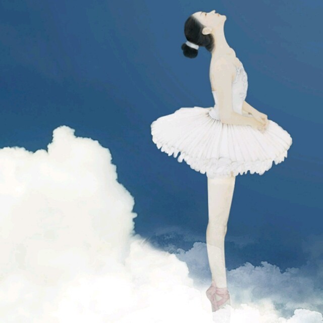 1281890 比天空还远