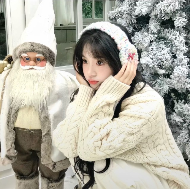 1282159 今年我才18岁