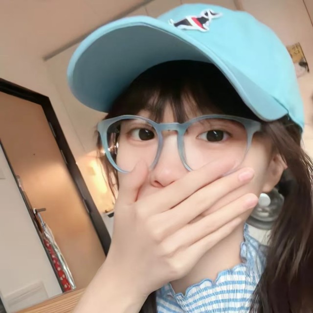1289978 章馨予