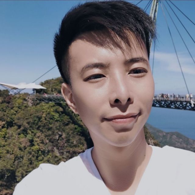 129748 辉