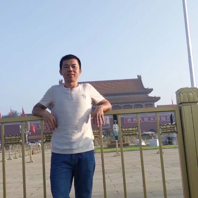 1297646 叶落无声