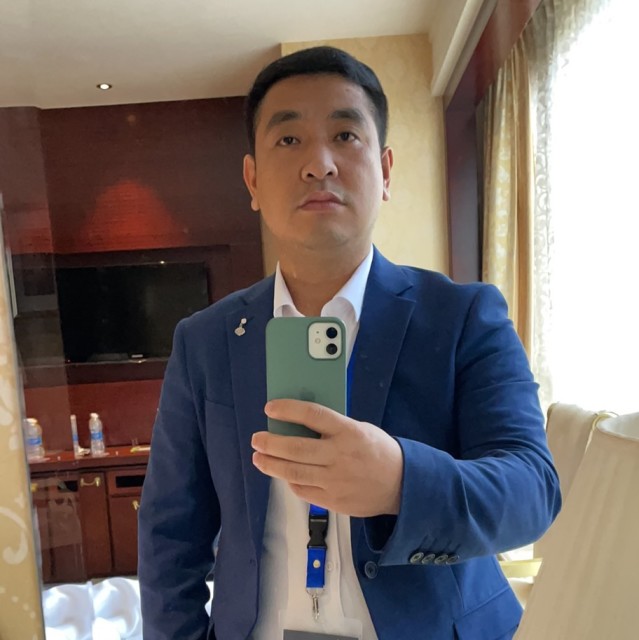 130493 周軍