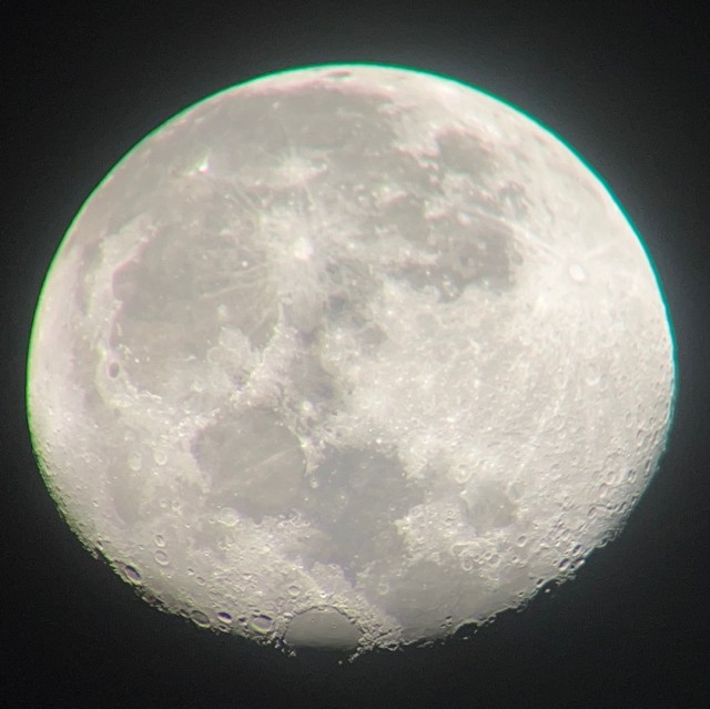 1308991 天上